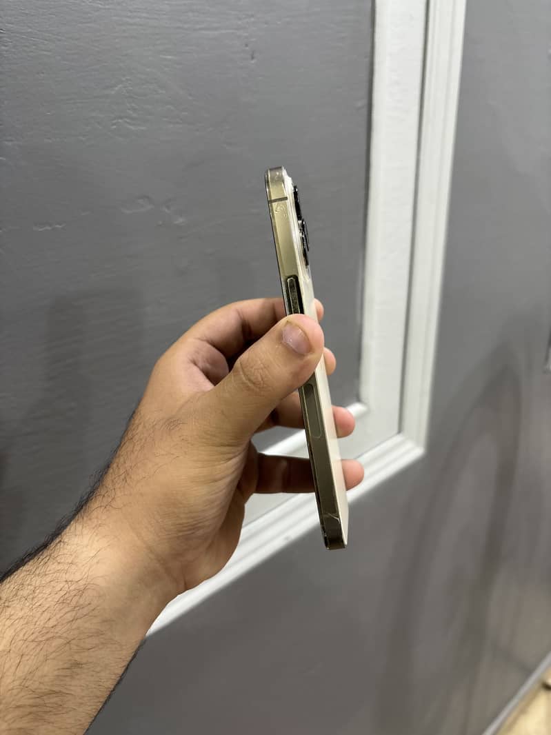 Iphone 13 pro 4