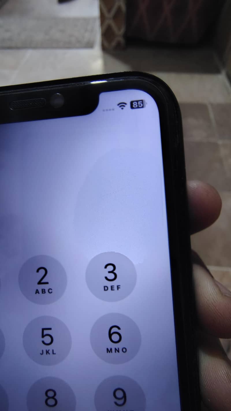 Apple iPhone XR 9