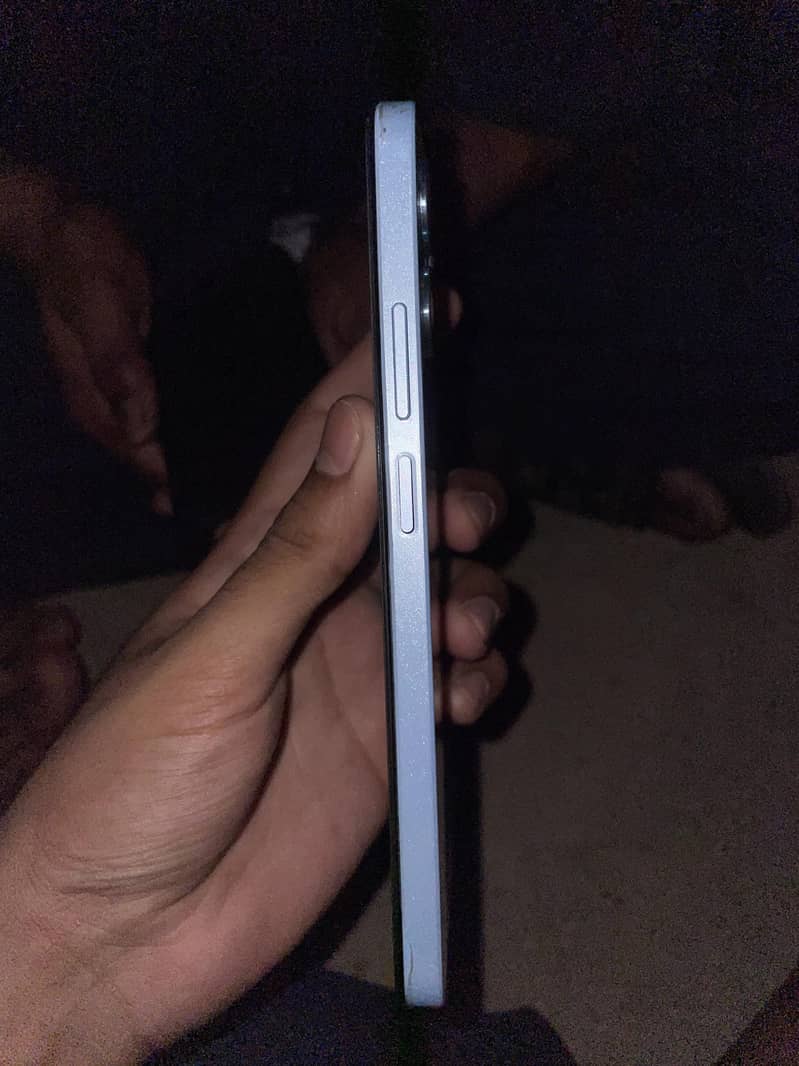 realme 4