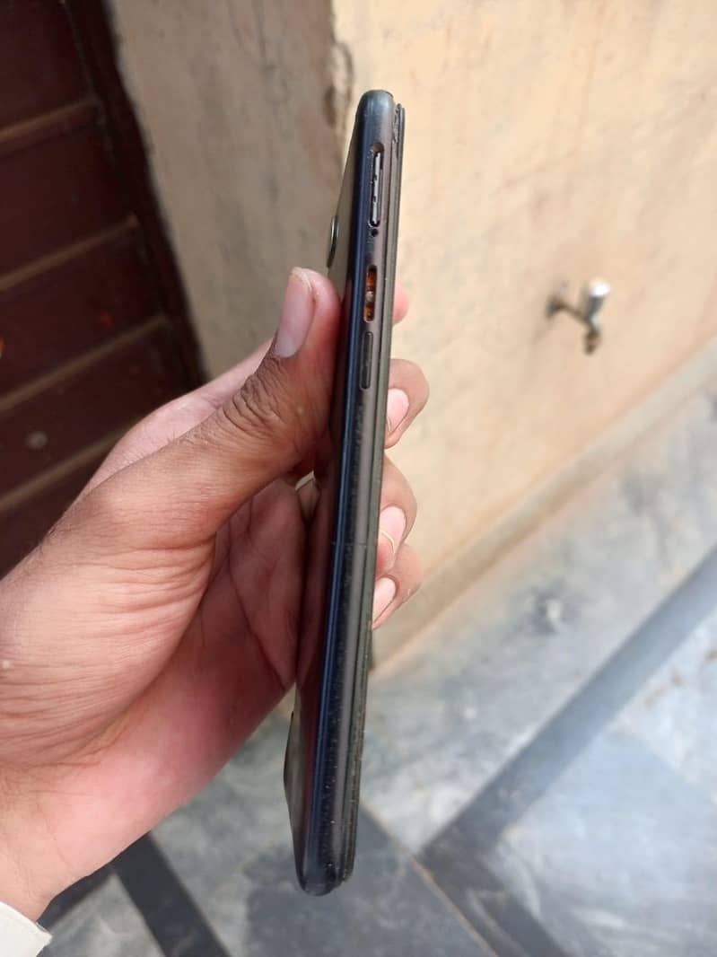 OPPO A1k 4