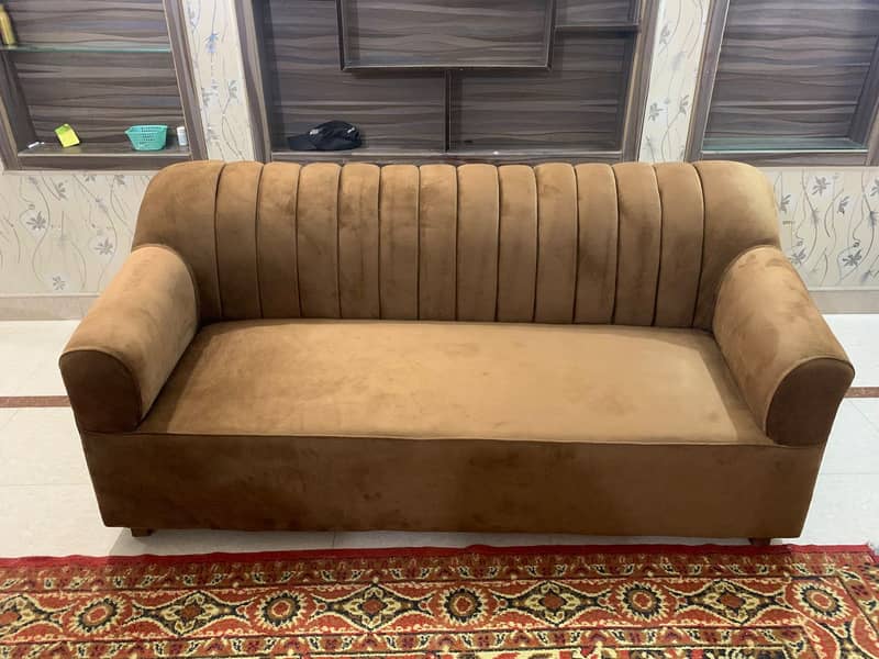 5 seaters sofa 2