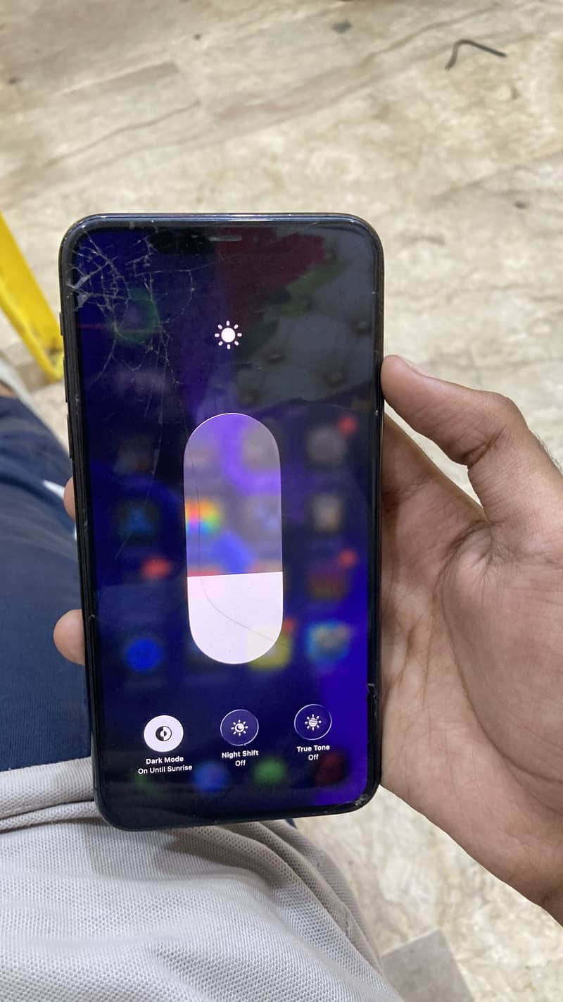 iPhone 11 Pro Max (Exchange Possible) 12