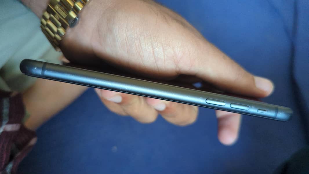 Apple iPhone 11 2