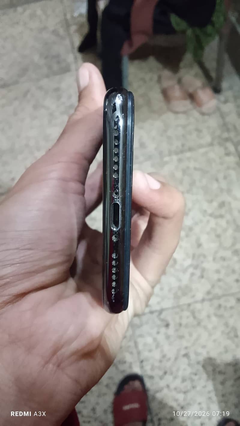 Apple iPhone X 2