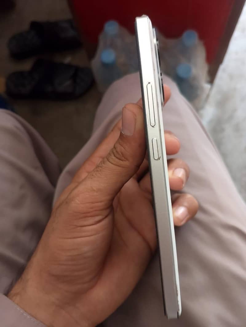 Xiaomi POCO X6 Pro 2