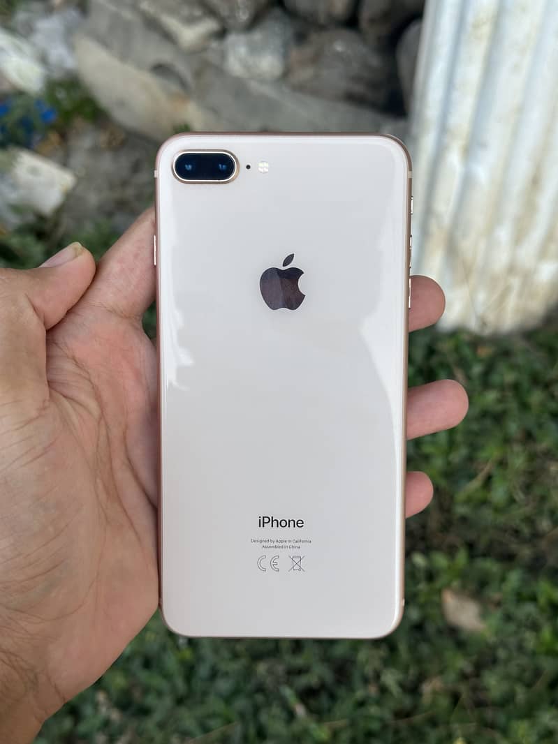 Apple iPhone 8 Plus 7