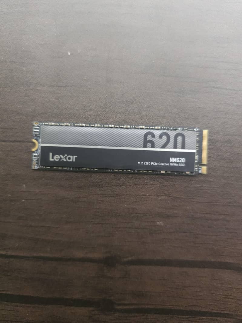 LEXAR 1TB NVME 0