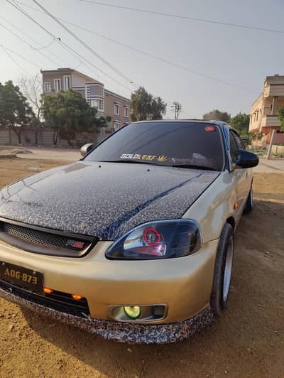 Honda Civic EXi 2001