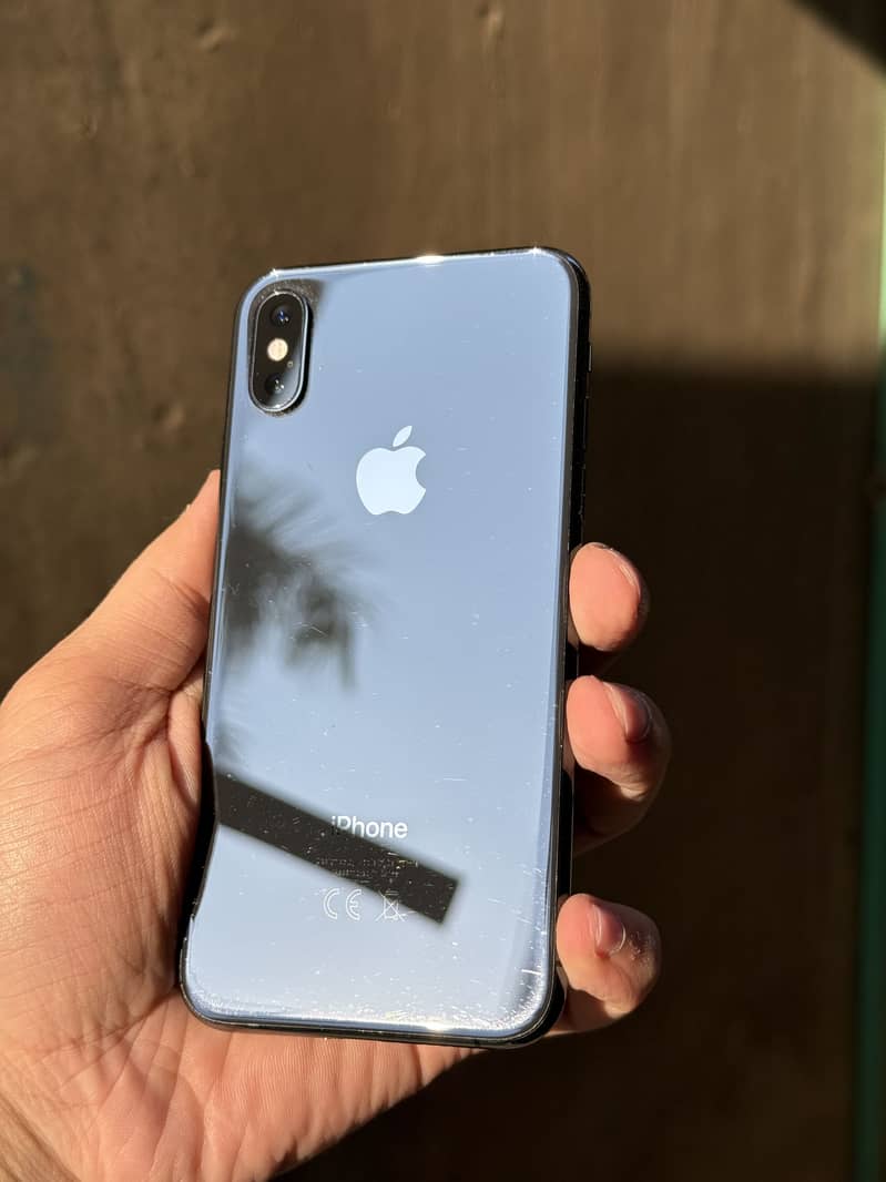 Apple iPhone XS 0