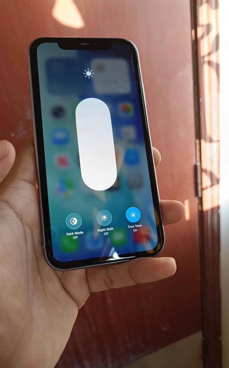 Apple iPhone 11 JV 0