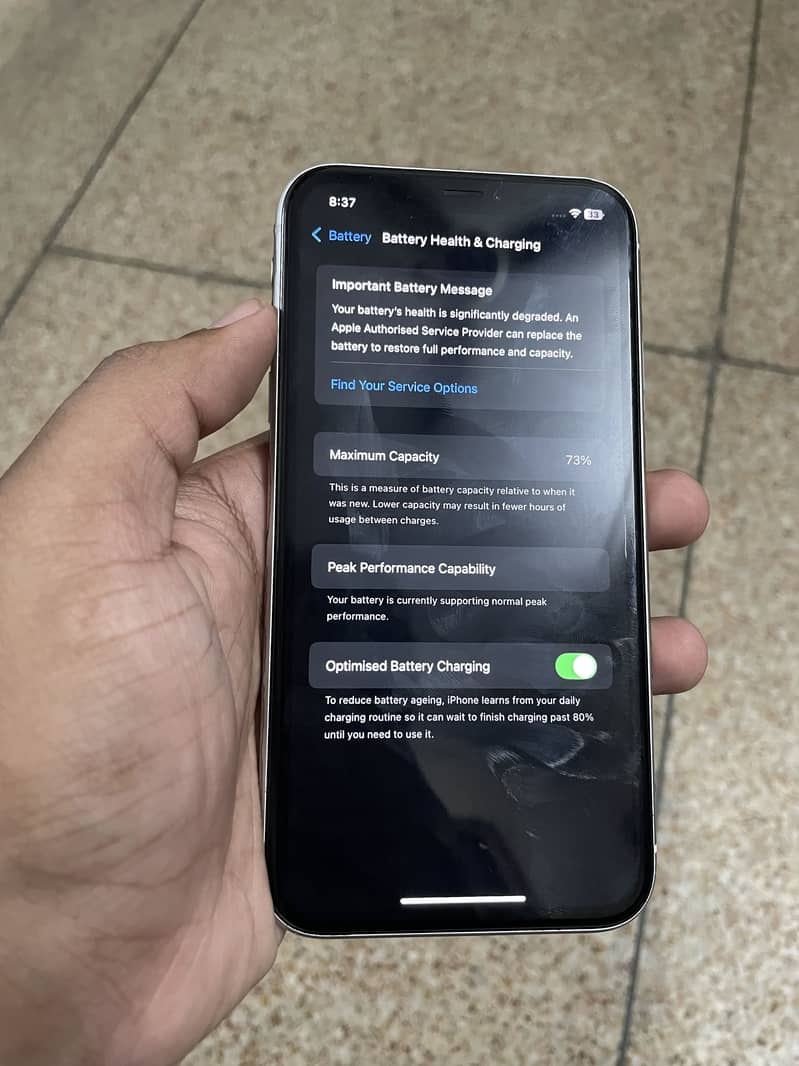 Apple iPhone XR 1