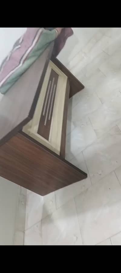 Good condition table