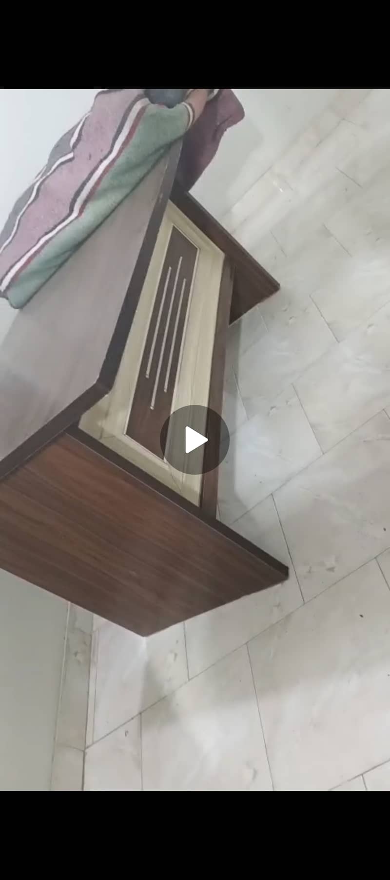 Good condition table 1