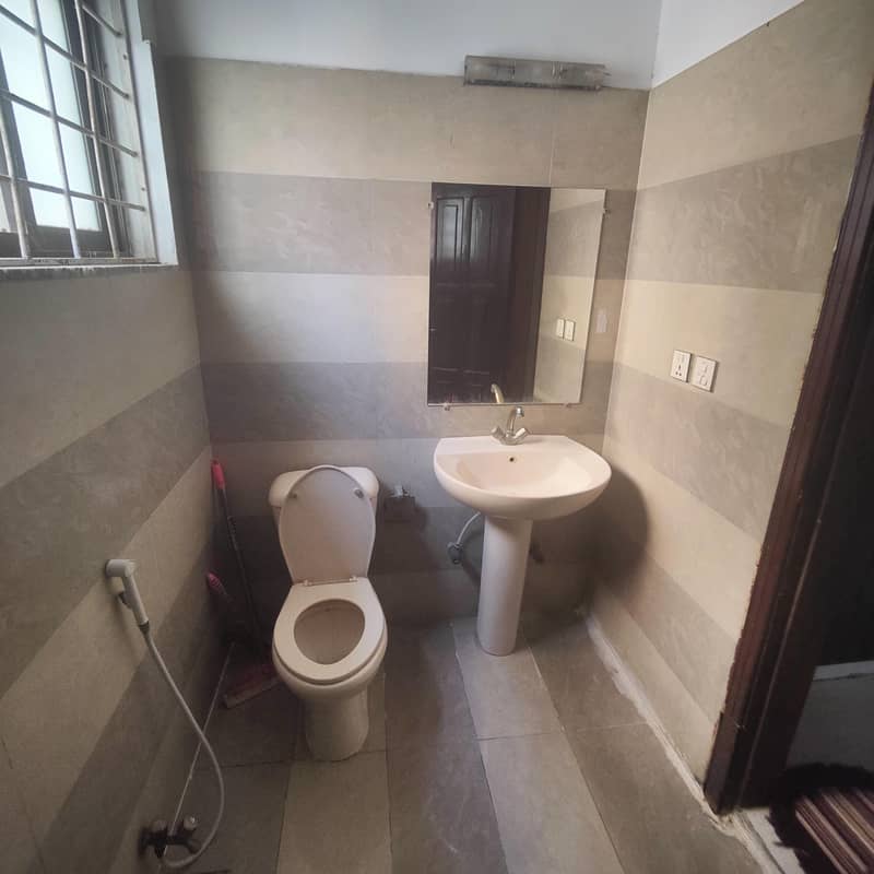 Furnished 3-bed Portion 11