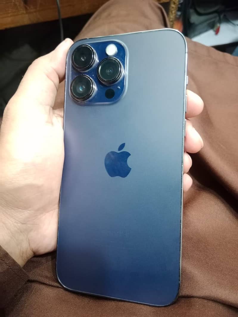 Apple iPhone 14 Pro Max 3