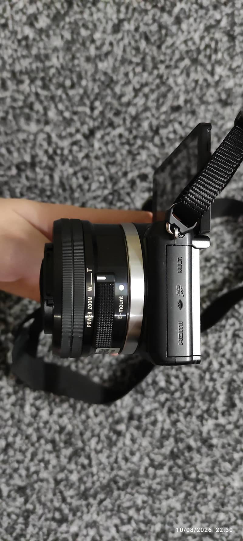 Sony A5000 Mirrorless 10/10 condition, daaba pack condition 4