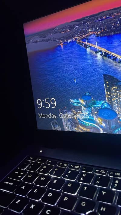 HP g2 840 i5 5th gen M. 2 8gb ram
