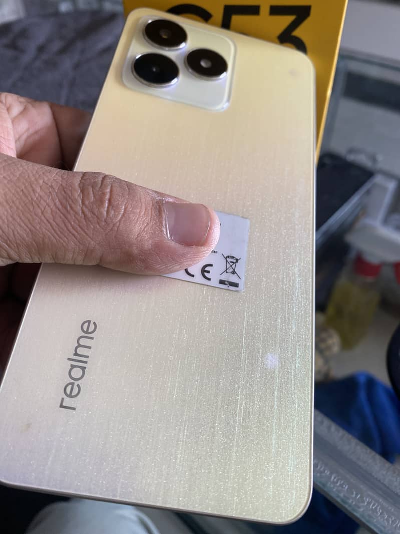 Realme C53 0