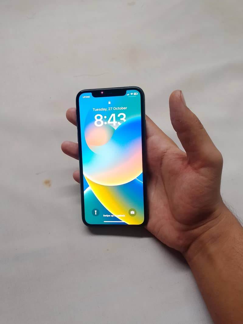 Apple iPhone X 5