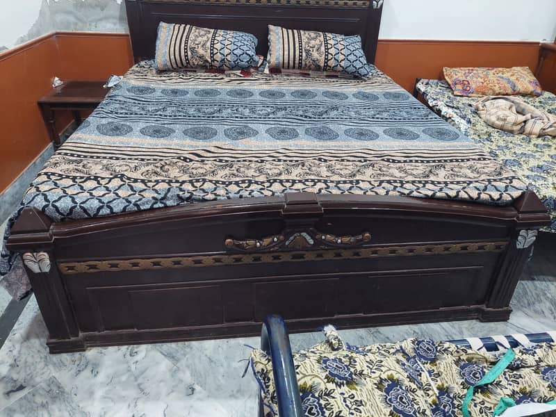 king bed 2
