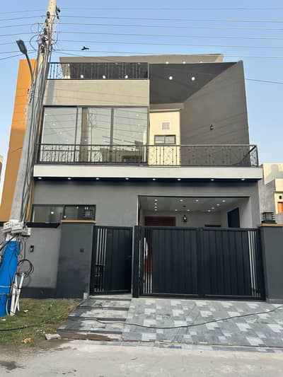 Prime Location 5 Marla House For Sale In Beautiful Buch Villas Phase 2 - Manik Block