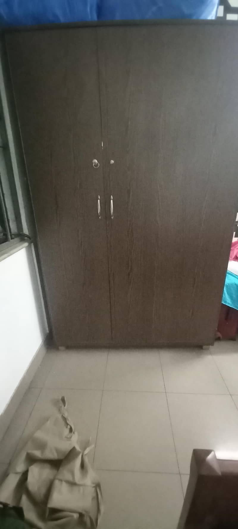 Cupboard wardrobe mint condition 1