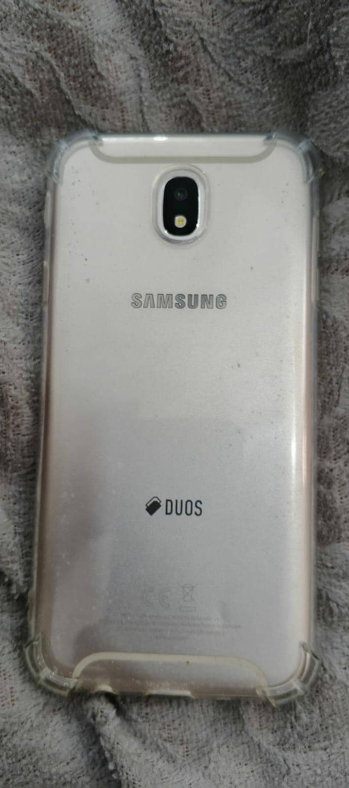 Samsung Mobile J7 Pro 3