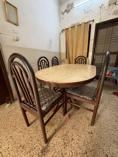 5 seater dinning table
