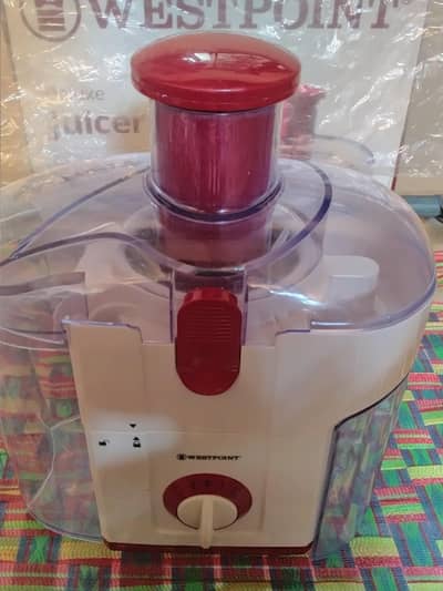 Westpoint WF-5020 Deluxe  Juicer