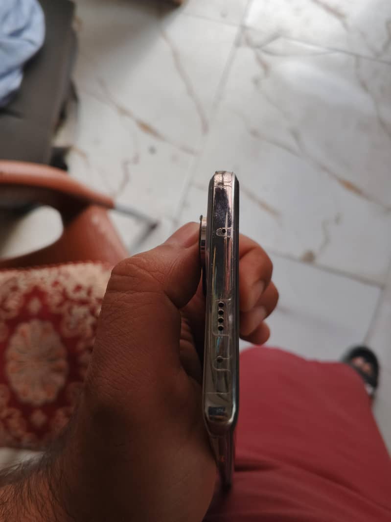 Tecno CAMON 40 Pro 3