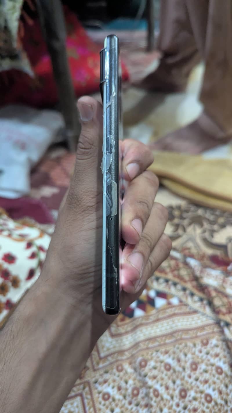 Google Pixel 6 4