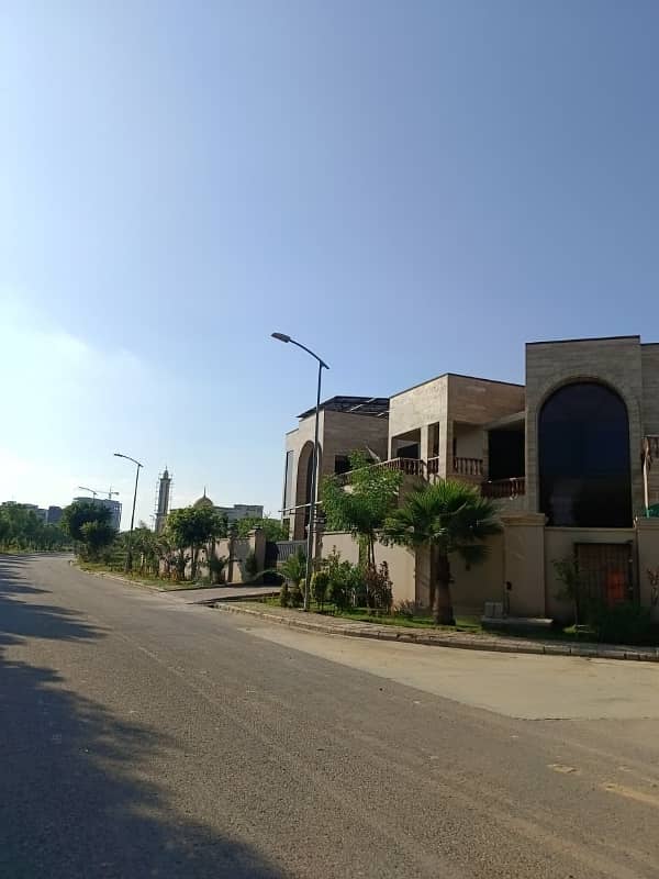 10 Marla Plot 5