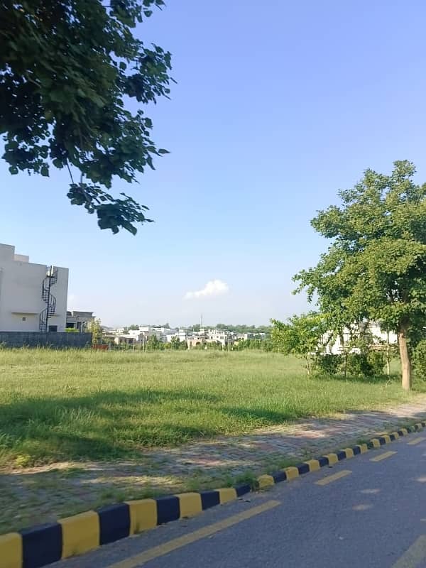 10 Marla Plot 9