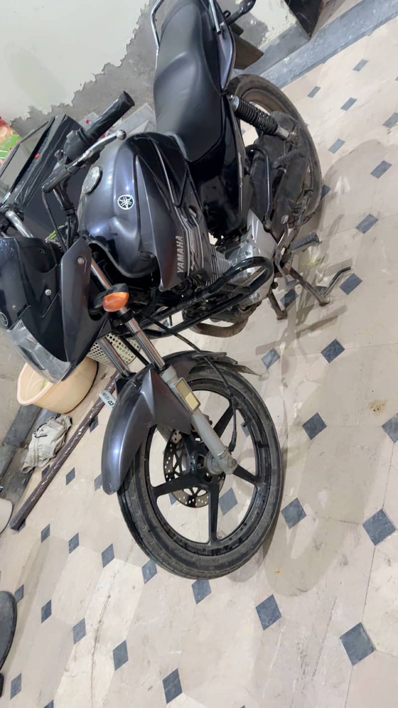Yamaha  ybr 125 5