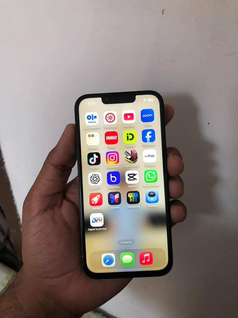 iPhone 13 2