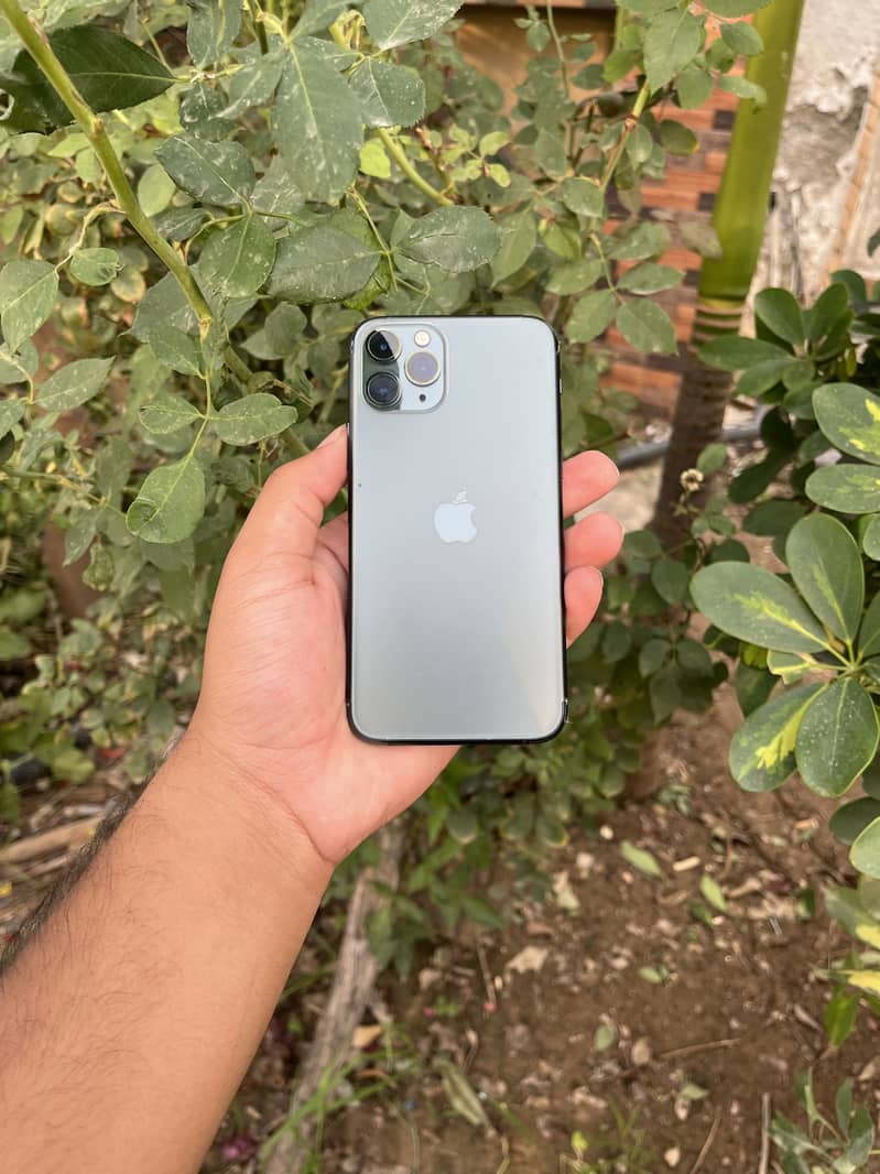 Apple iPhone 11 Pro 5