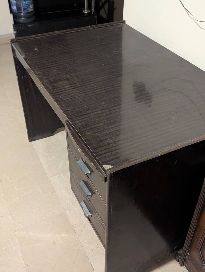 used office table 1