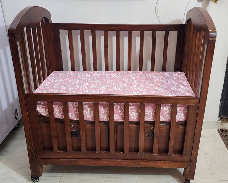 Baby cot 6