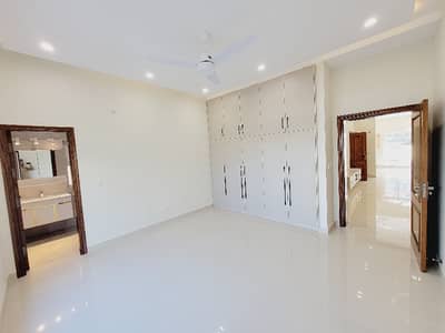 Reserve A Centrally Located House Of 10 Marla In Bahria Enclave - Sector C1