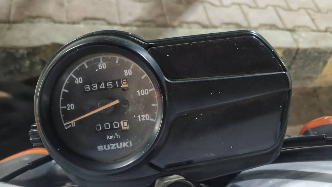 Suzuki 110 3