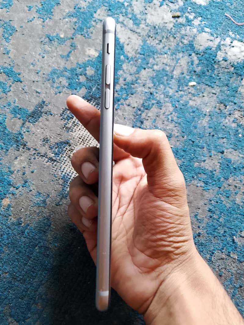 Apple iPhone 6S Plus 3