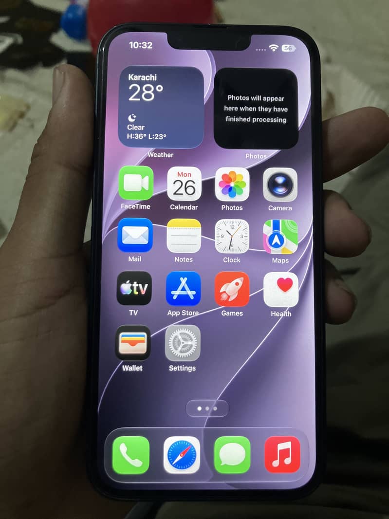 Apple iPhone 13 4