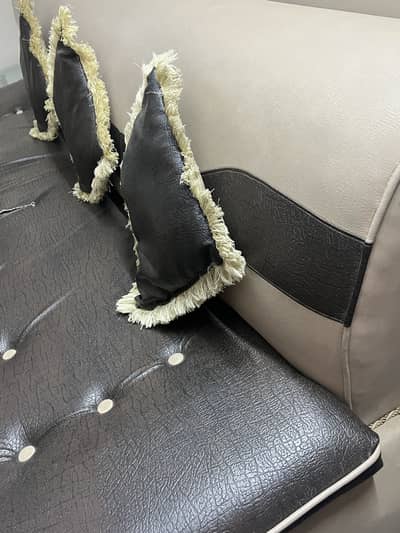 Sofa set