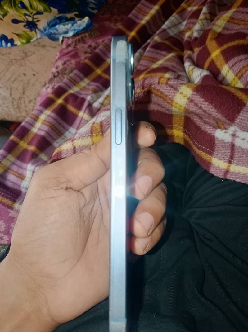 Apple iPhone 14 plus MDM 4