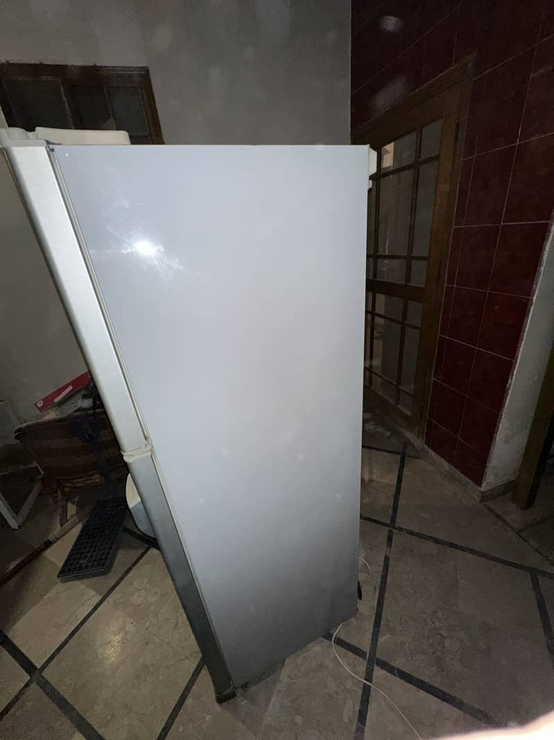 Hitachi No frost Jumbo size in great working condition - Refrigerators ...