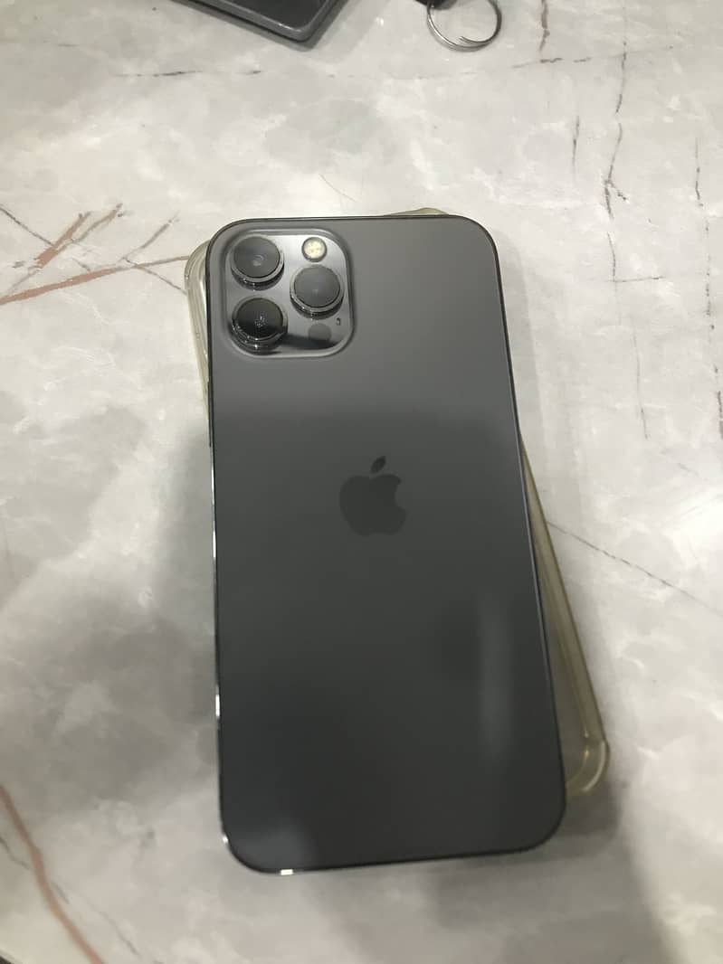 iPhone 12 pro max 1
