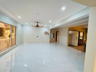 GULBERG RESIDENCIA KANL FULL HOUSE FOR RENT BRAND NEW