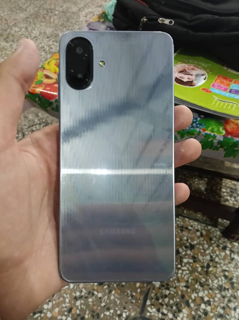 Samsung Mobile A07 1