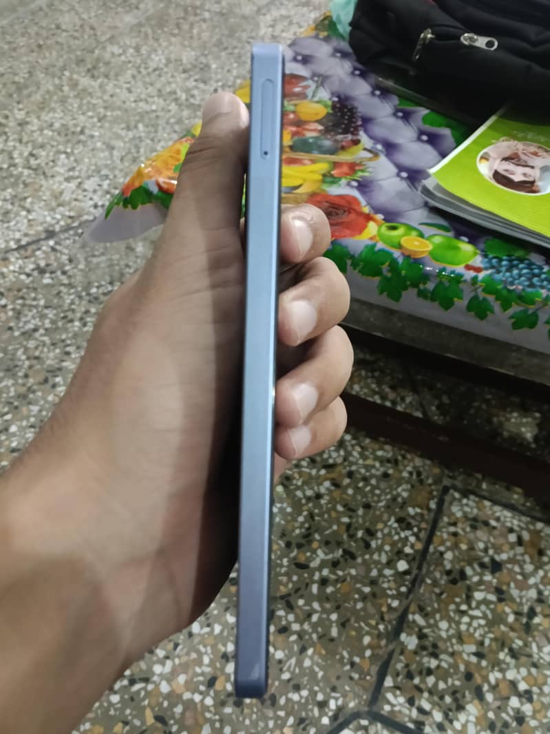 Samsung Mobile A07 3