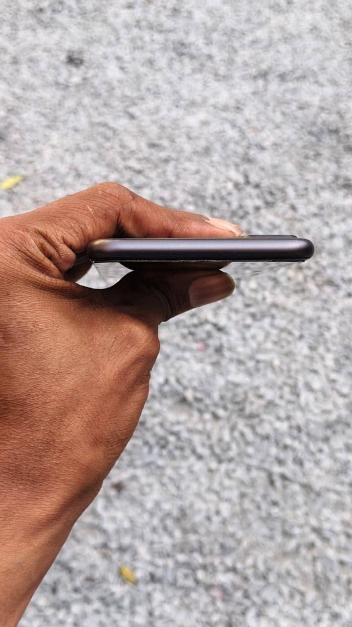 Apple iPhone 8 Plus 2
